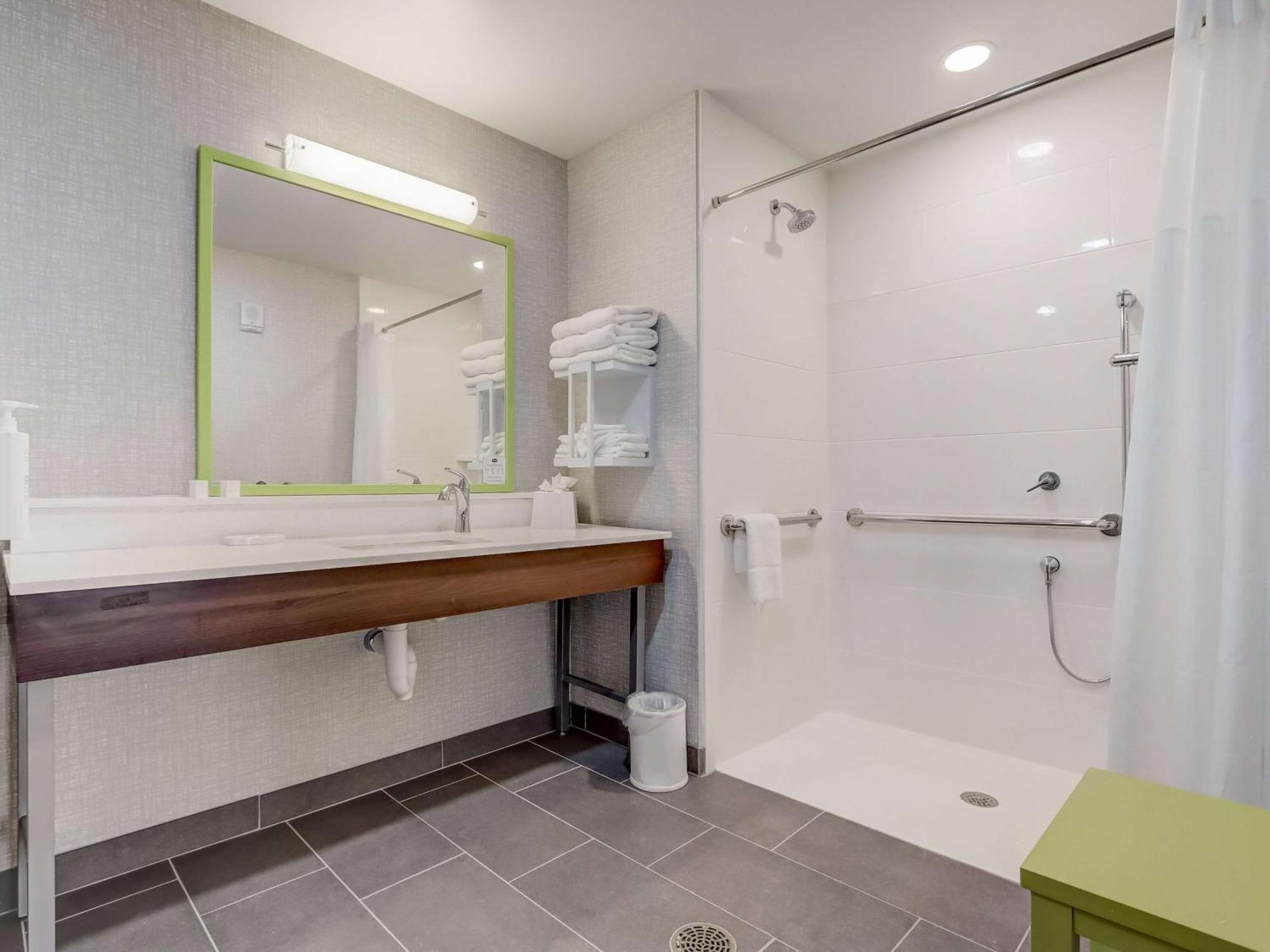 Hampton Inn & Suites Cincinnati Midtown Rookwood Екстер'єр фото