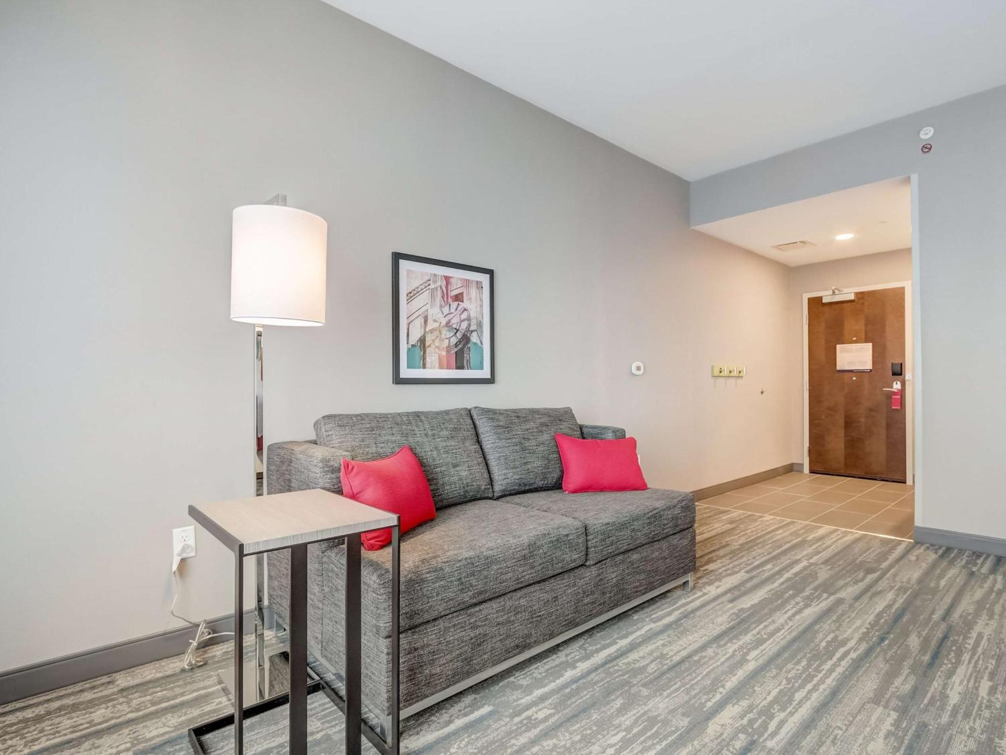 Hampton Inn & Suites Cincinnati Midtown Rookwood Екстер'єр фото